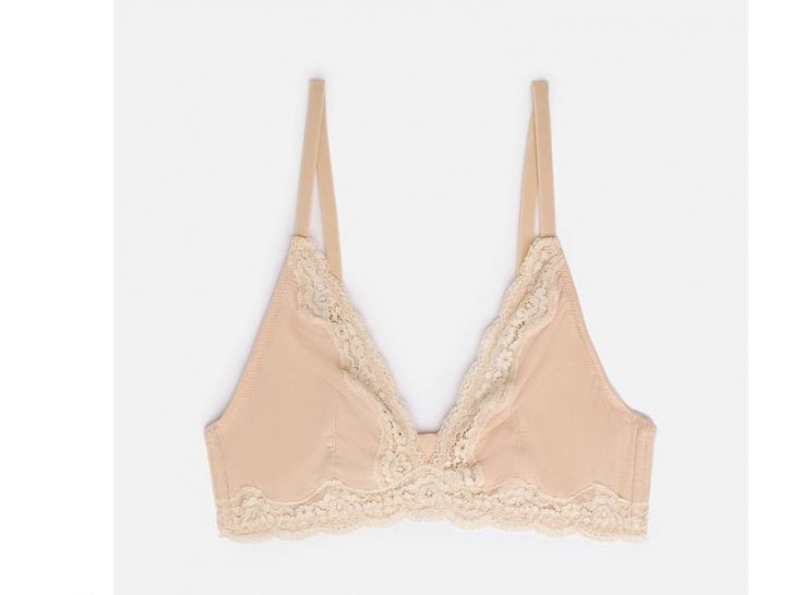 Il Reggiseno Di Tendenza Nude Donna Moderna