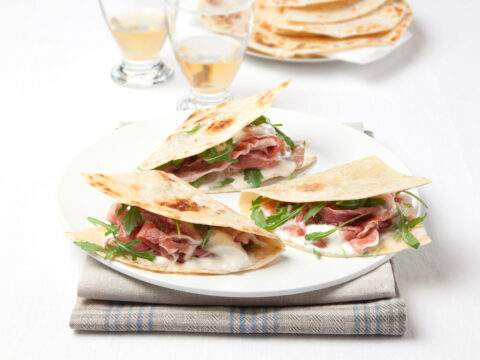 Piadina: tre modi originali per usarla in cucina