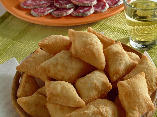 Gnocco Fritto Con Salumi E Crescenza - Donna Moderna