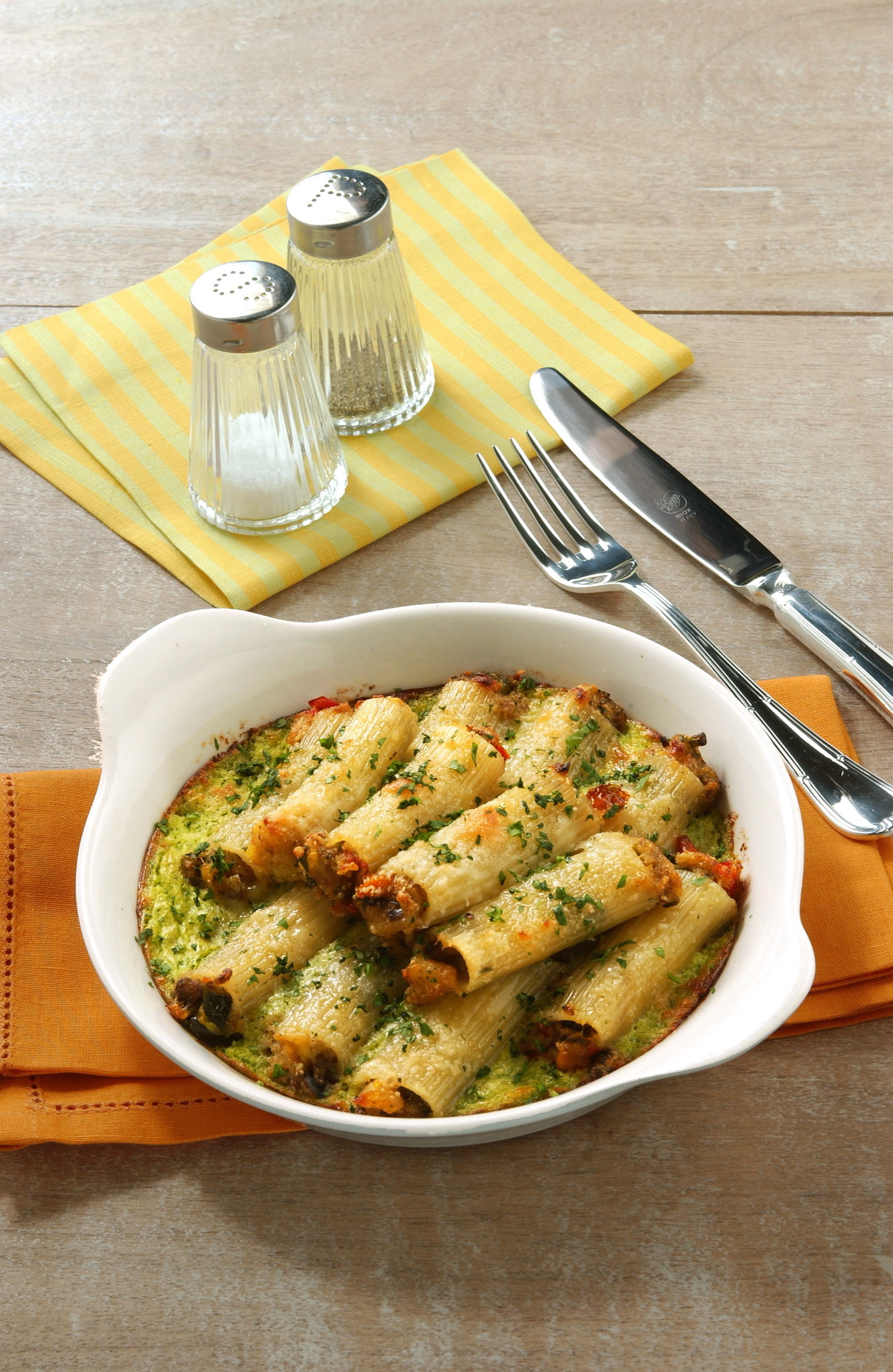 Ricetta Rigatoni Farciti Di Verdure Miste E Gratinati Al Forno Donna