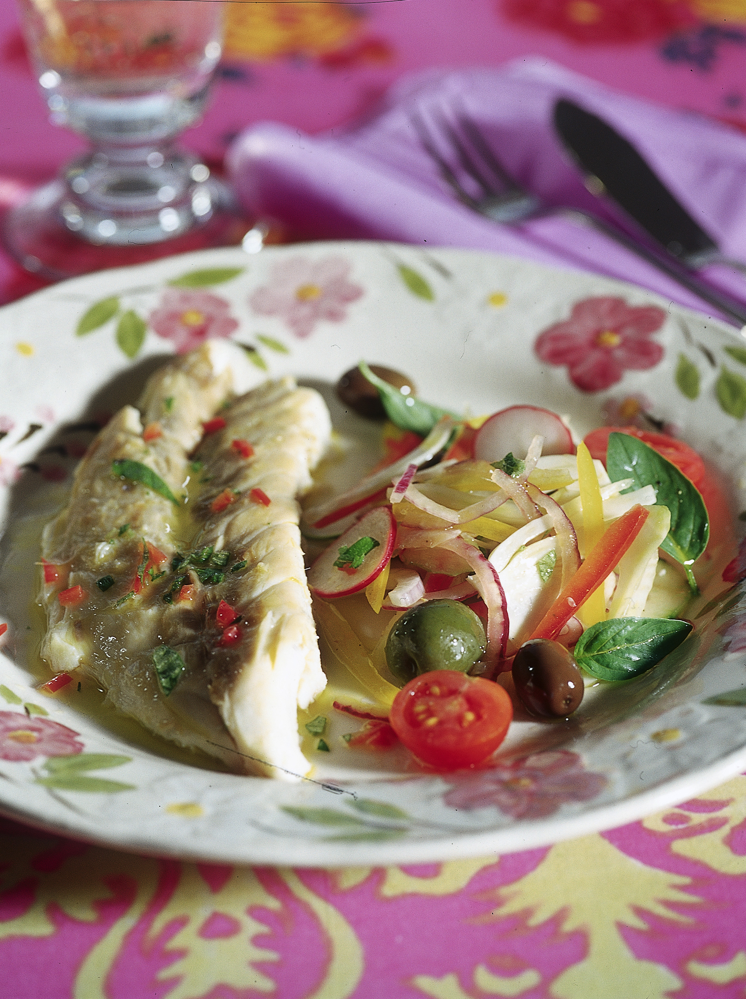 Ricetta Branzino al sale aromatico - Donna Moderna