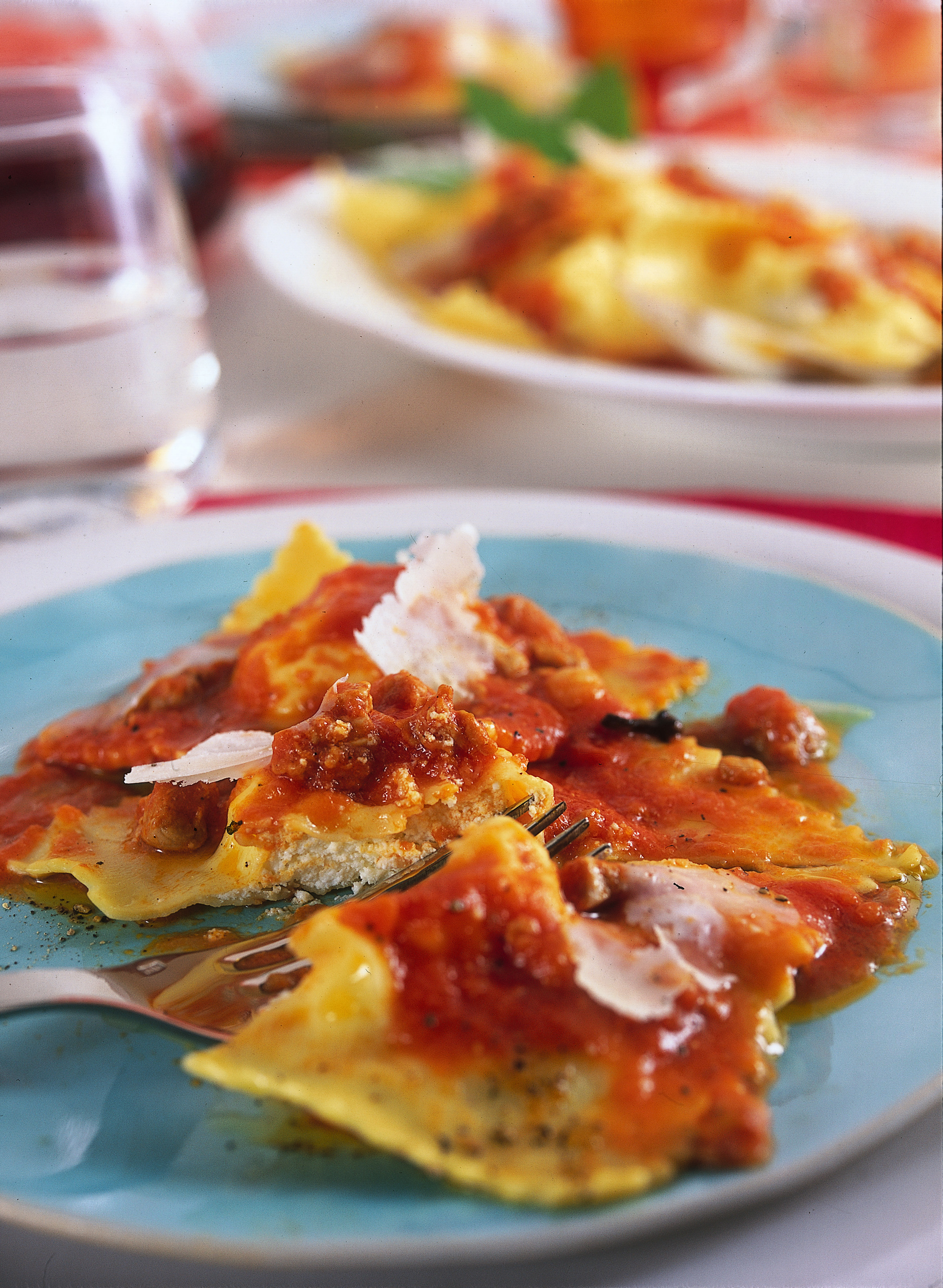 Ricetta Ravioli di ricotta al ragù - Donna Moderna