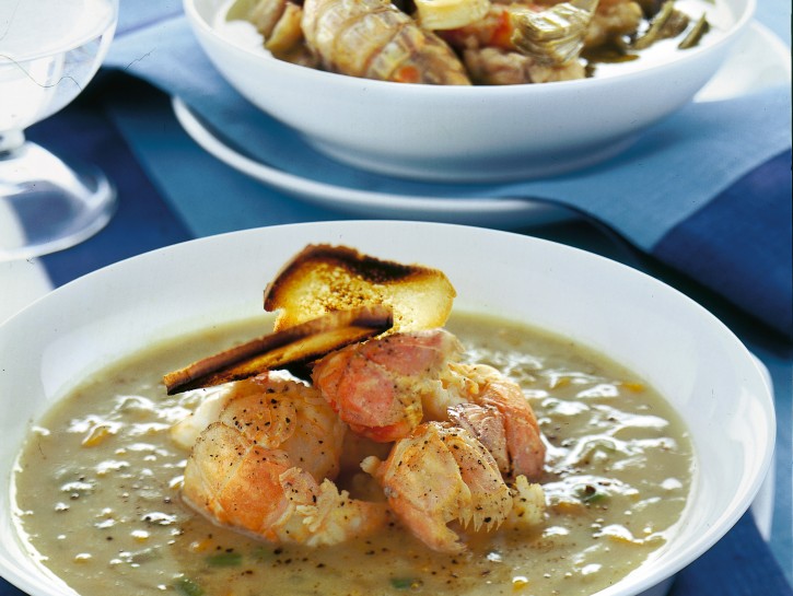 Ricetta Zuppa di pesce, gamberoni, totani e carciofi ...