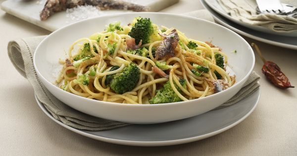 Ricetta Pasta Con Broccoli E Acciughe - Donna Moderna