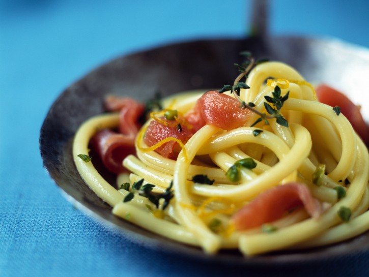 Ricetta Maccheroncini al carpaccio di tonno - Donna Moderna