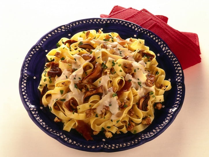 Ricetta Tagliatelle al sugo di noci - Donna Moderna