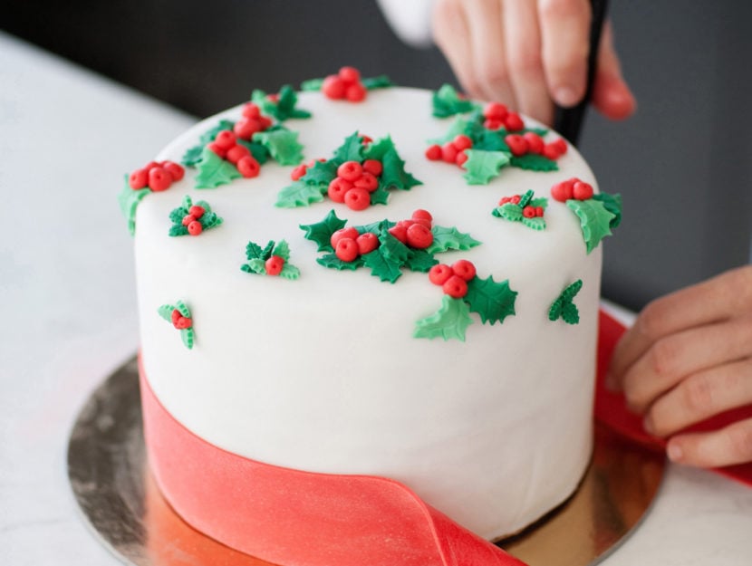 Ricetta Torta Con Decori Di Pasta Di Zucchero Donna Moderna