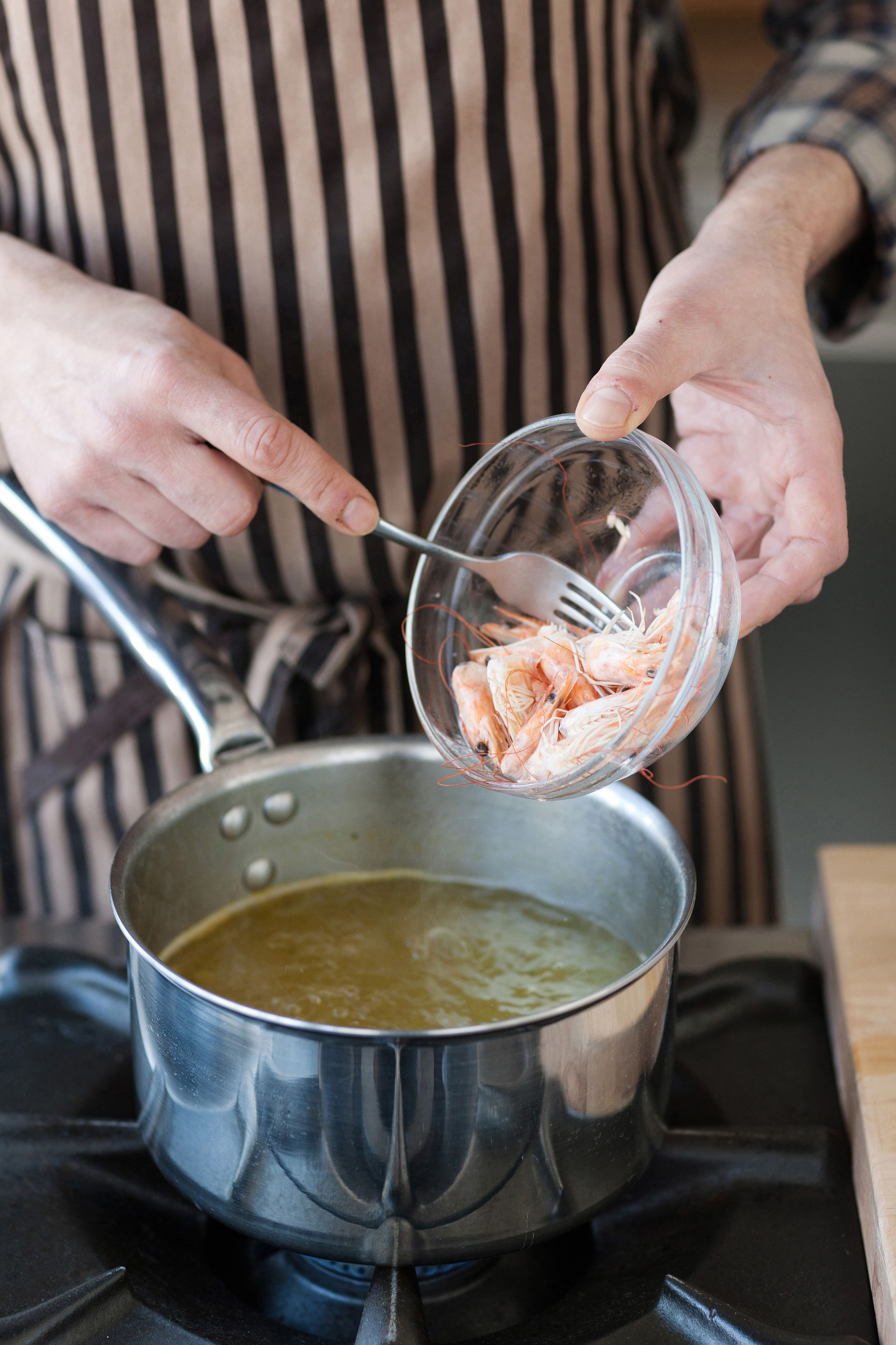 Ricetta Crema di piselli con polpettine di ricotta - Donna ...