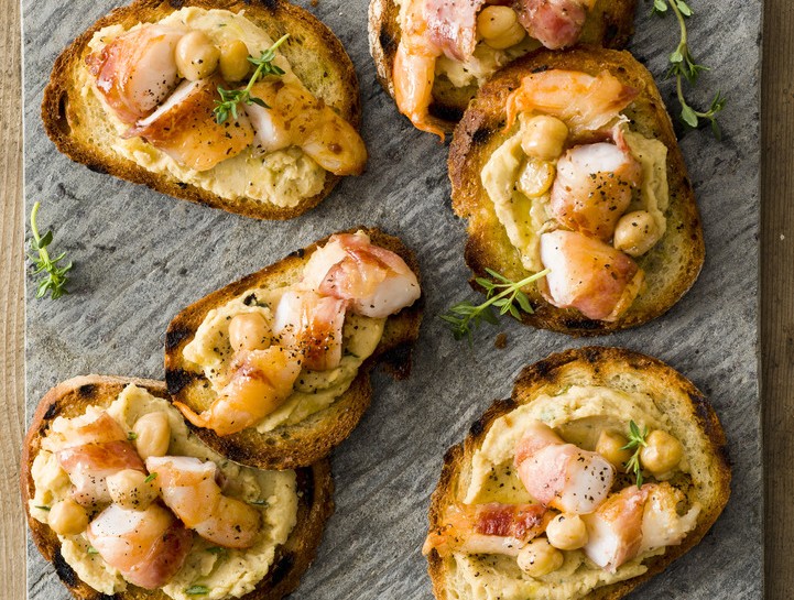 Ricetta Crostini Con Ceci E Gamberi Al Lardo Donna Moderna