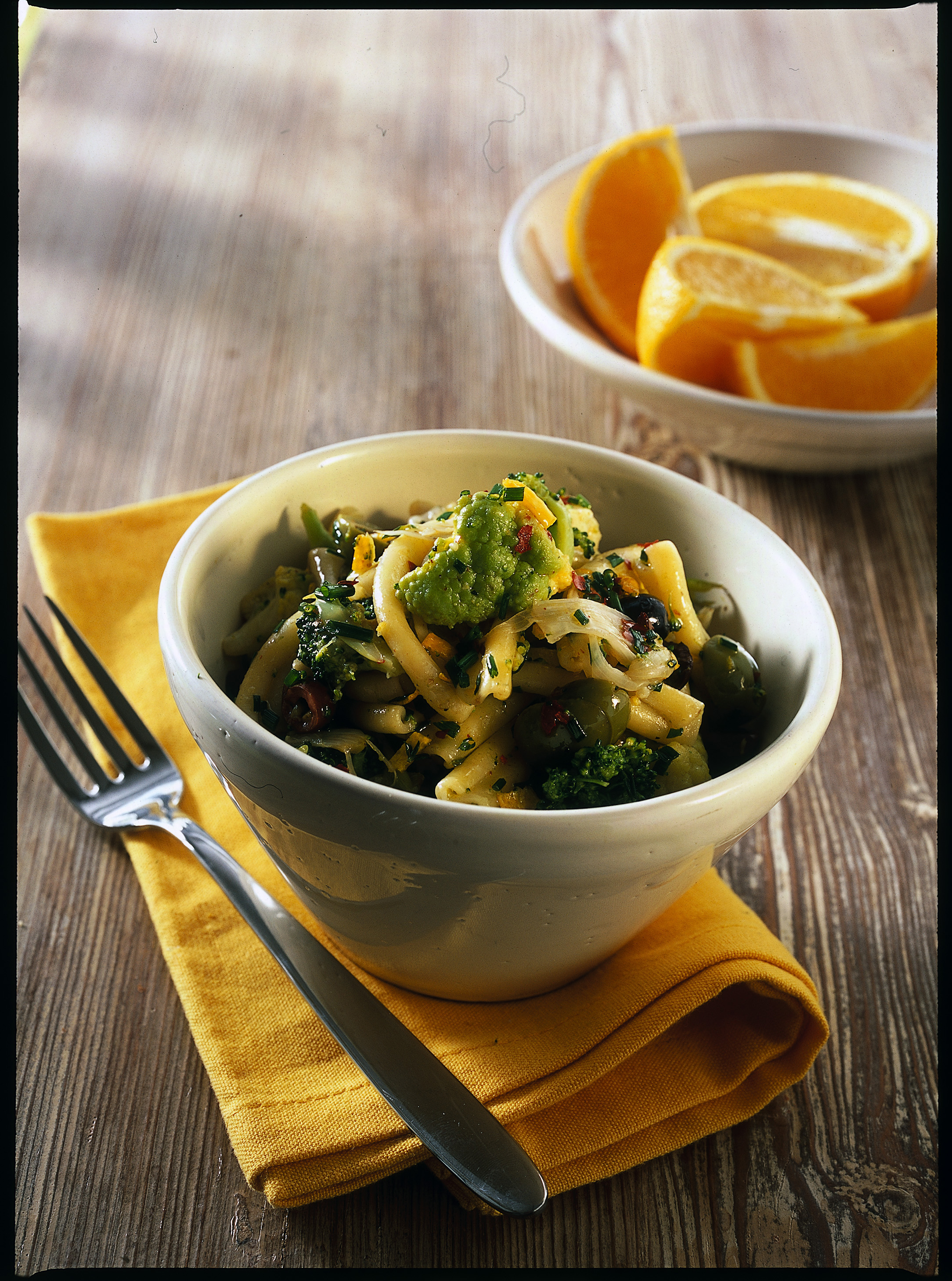 Ricetta Pasta Con Broccoletti, Cavolfiore E Olive - Donna Moderna