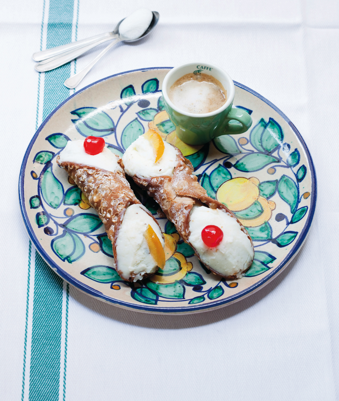 Ricetta Cannoli siciliani alla ricotta - Donna Moderna