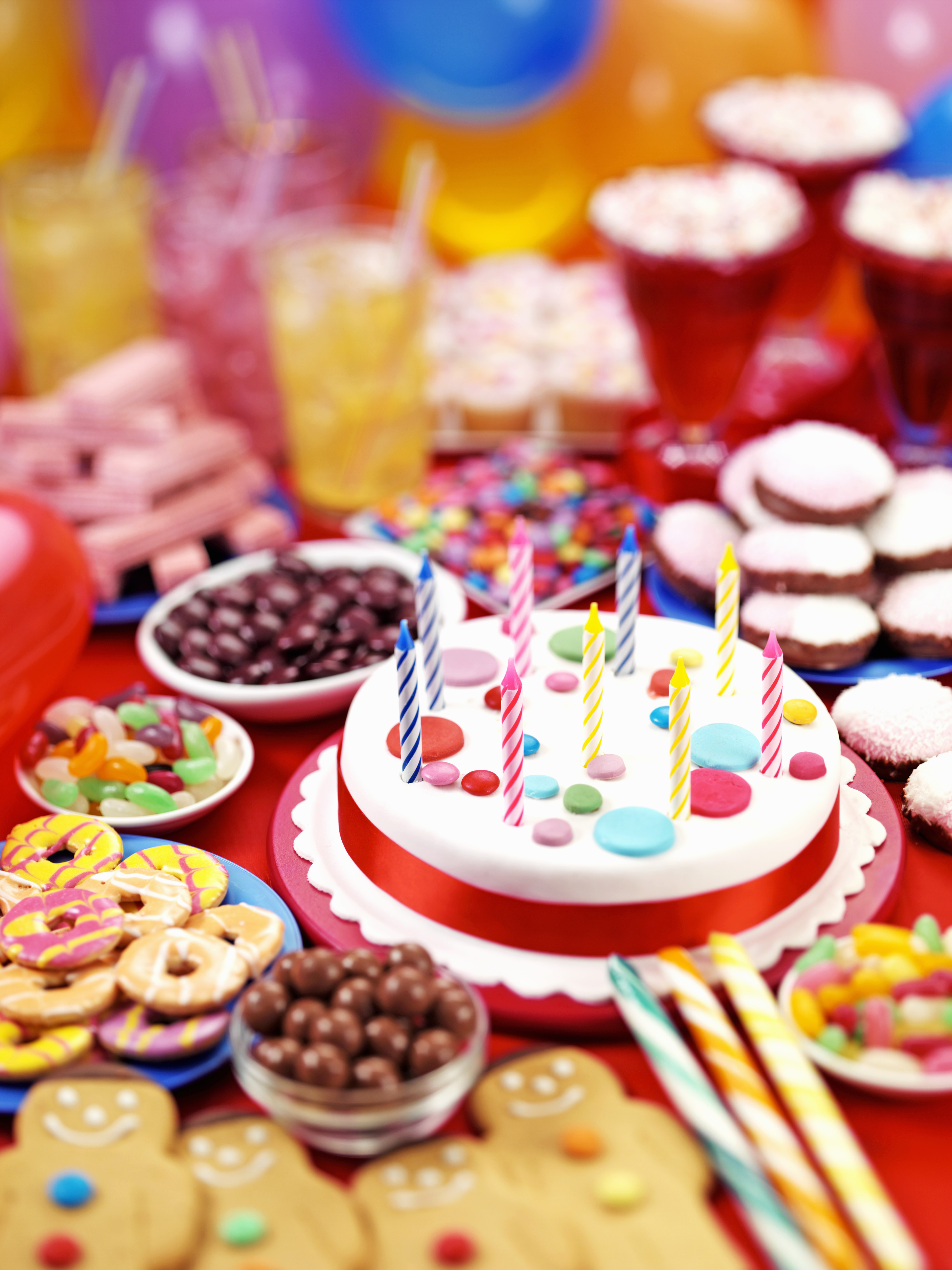 7 modi per allestire la tavola per il compleanno dei tuoi bimbi - Donna  Moderna