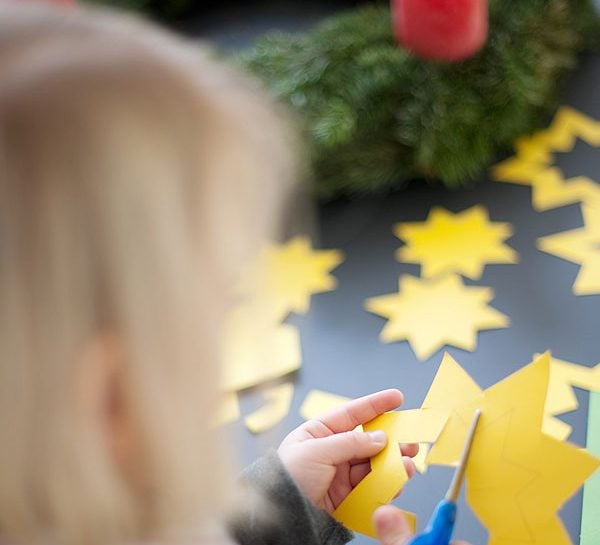 Lavoretti Di Natale Le Decorazioni Con La Carta Donna Moderna