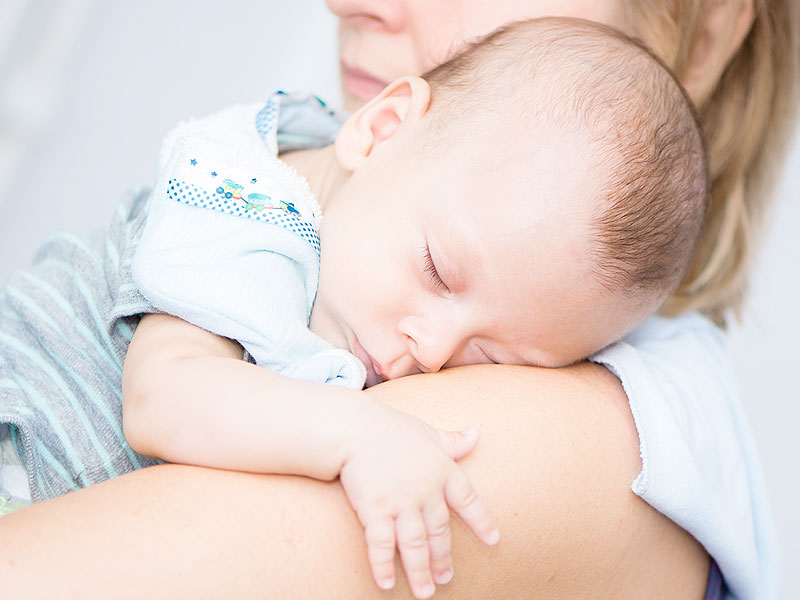 IL COSLEEPING: DORMIRE CON MAMMA E PAPA' FA BENE - Universo Bimbo