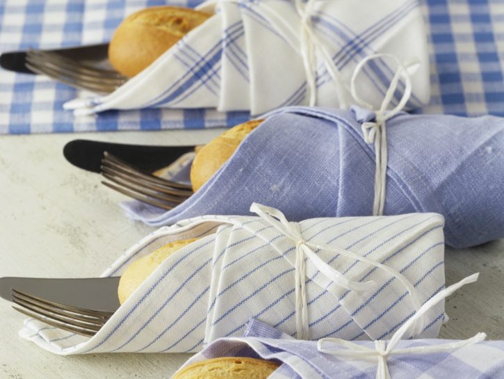 Tavola di Pasqua: come decorare e apparecchiare per gli ospiti - Donna  Moderna