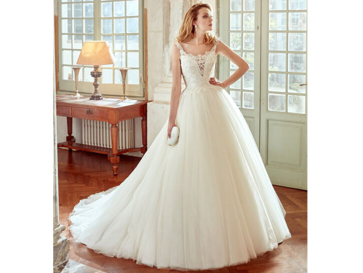 Abiti Da Sposa Nicole Spose Collezione 17 Donna Moderna