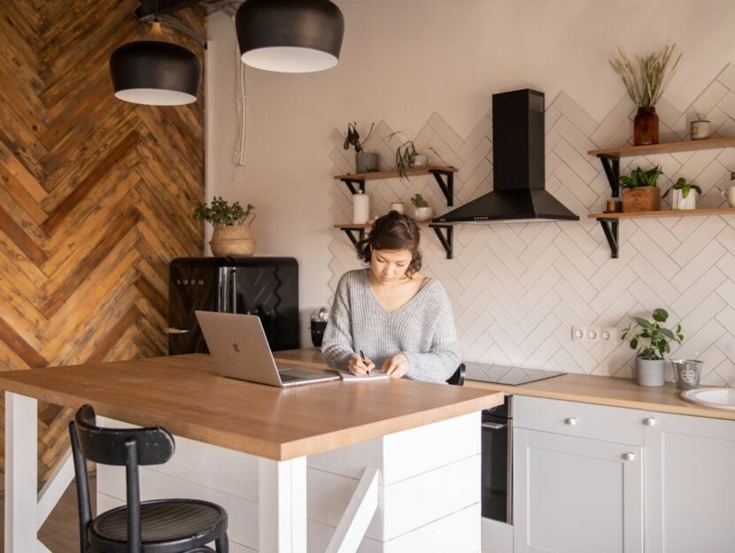 Piccola ma perfetta: guida completa all’arredamento di cucine mini