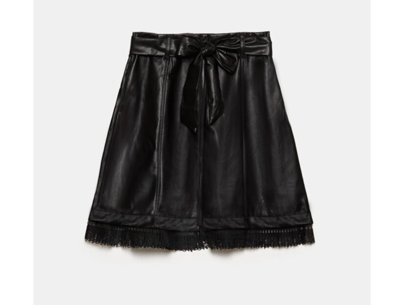 Glam e rock quanto basta: la gonna in pelle non può mancare in wishlist -  Donna Moderna