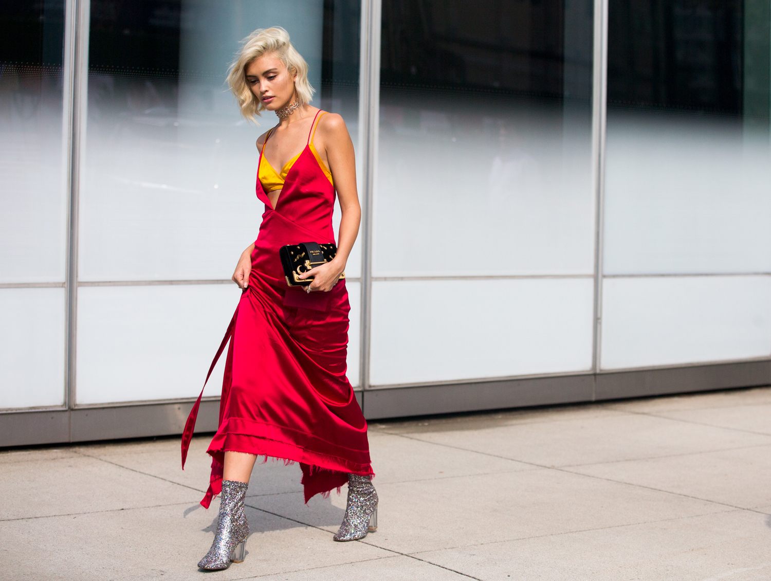 Slip dress 2019: l'abito sottoveste è un must dell'estate - Donna Moderna