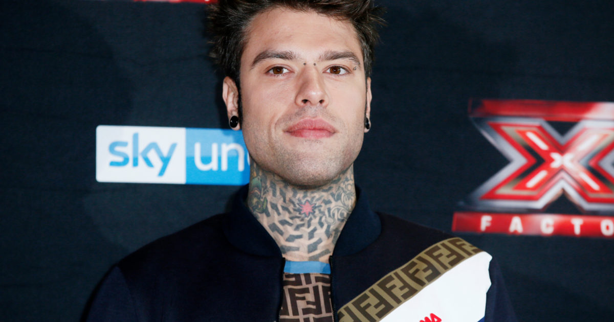 fedez e tutto quello che c e da sapere sul cantante di sanremo 2021 donna moderna