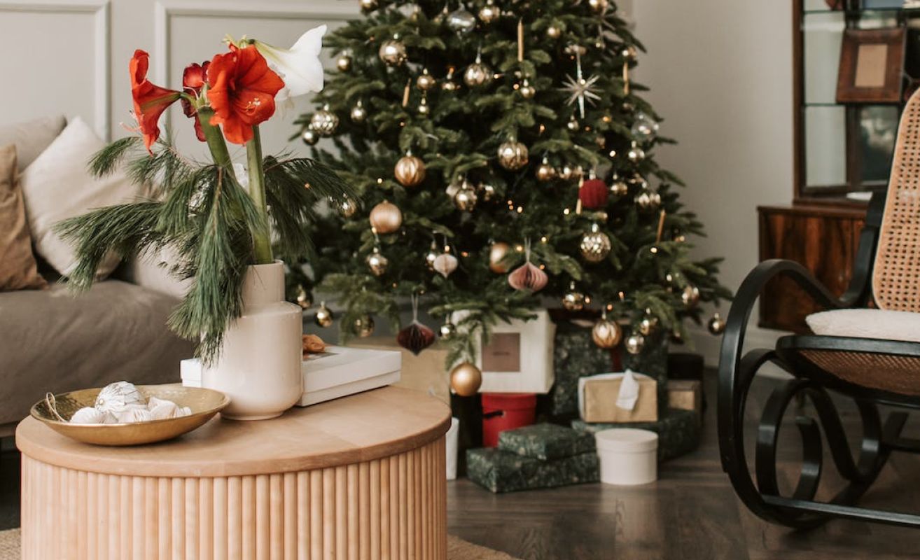 Come decorare la casa in stile shabby chic per Natale - Donna Moderna