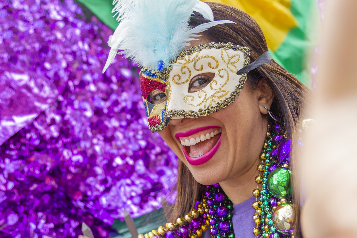 Buon Martedì Grasso: frasi, aforismi e proverbi sul Carnevale - Donna  Moderna