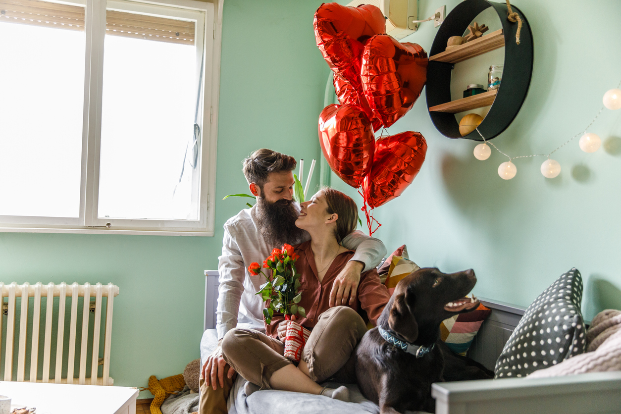 San Valentino: frasi dolci e romantiche per lei e per lui - Donna Moderna