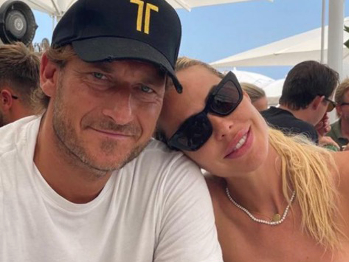 Francesco Totti e Ilary Blasi si lasciano. Una storia lunga 20 anni e tre  figli: dal matrimonio all'Ara Coeli alla serie tv alla separazione 