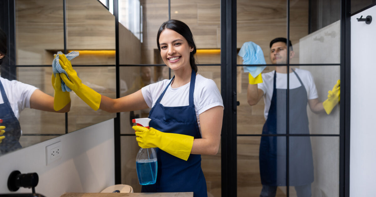 Come eliminare i cerchi rossastri sui sanitari - Donna Moderna