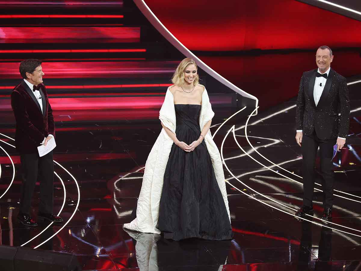 Cantanti di Sanremo 2023: il green carpet dei Big - la Repubblica