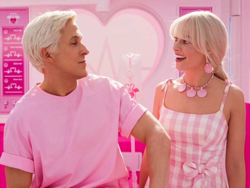 Margot Robbie e Ryan Gosling in una scena del film Barbie