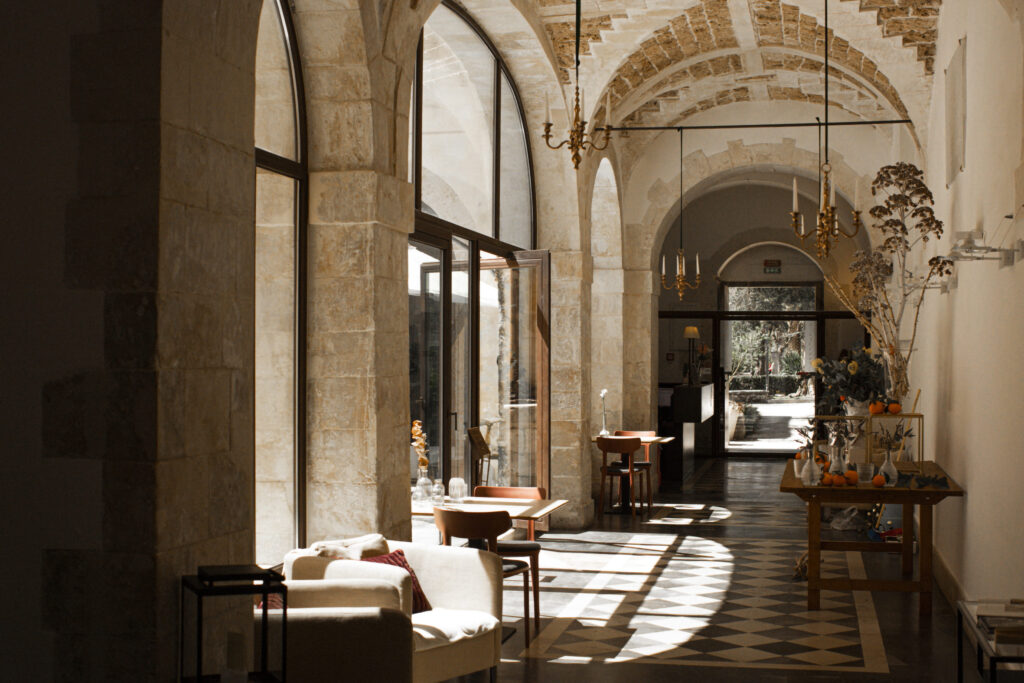 Un hotel del silenzio: l'Antico convento dei cappuccini a Ragusa Ibla