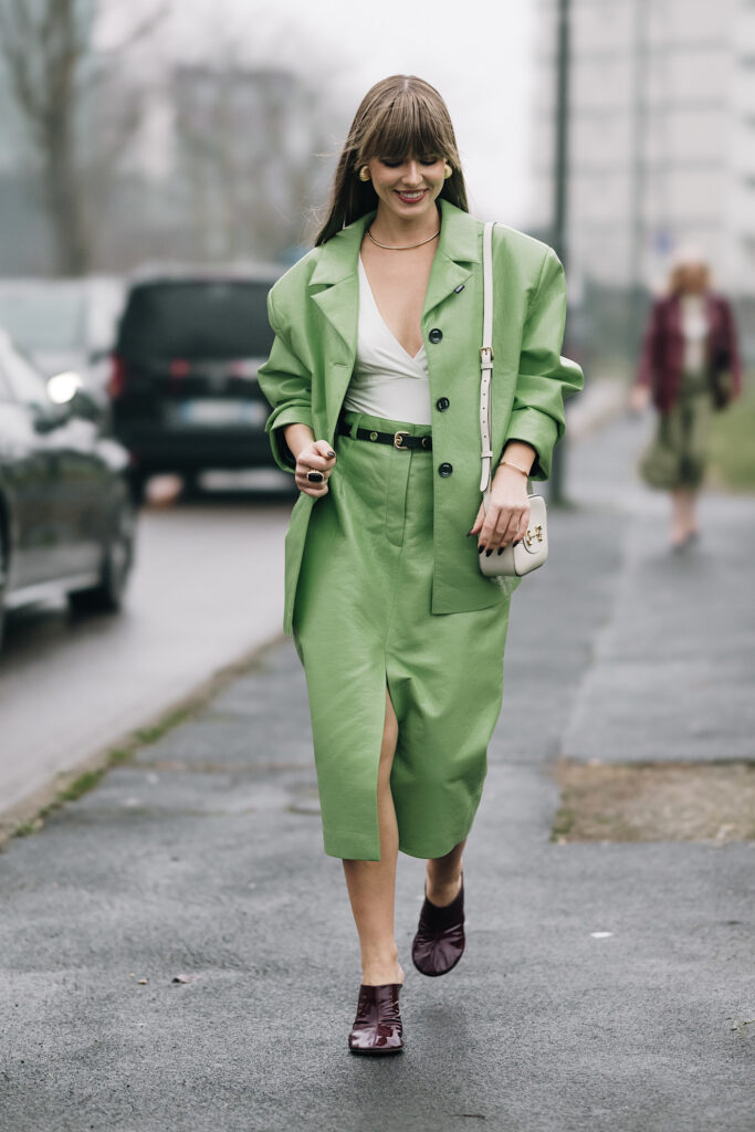 Come abbinare il blazer verde street style Milano Fashion Week