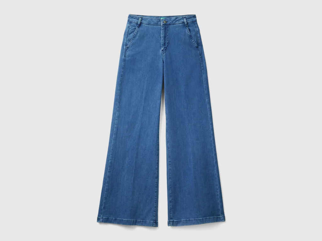 migliori jeans da comprare tendenze denim moda primavera 2025