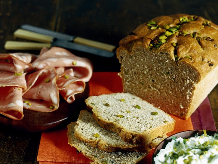 Ricetta Pane ai pistacchi | Donna Moderna